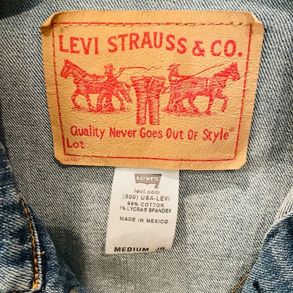 Levi’s vintage 2004 classic button denim jean jacket pockets SZ M juniors blue - Picture 4 of 11